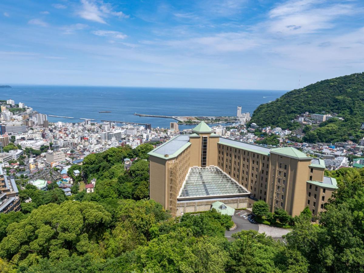 Kamenoi Hotel Atami Атами Екстериор снимка