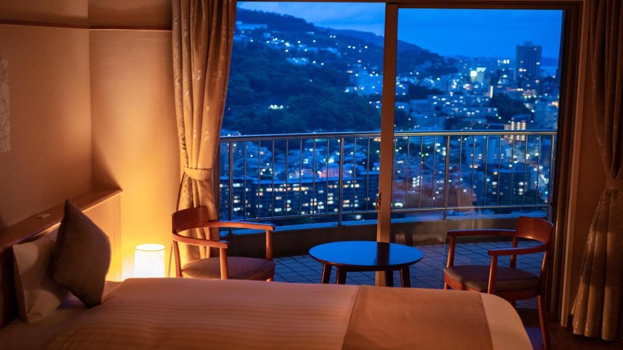 Kamenoi Hotel Atami Атами Екстериор снимка