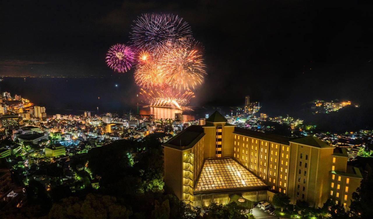 Kamenoi Hotel Atami Атами Екстериор снимка