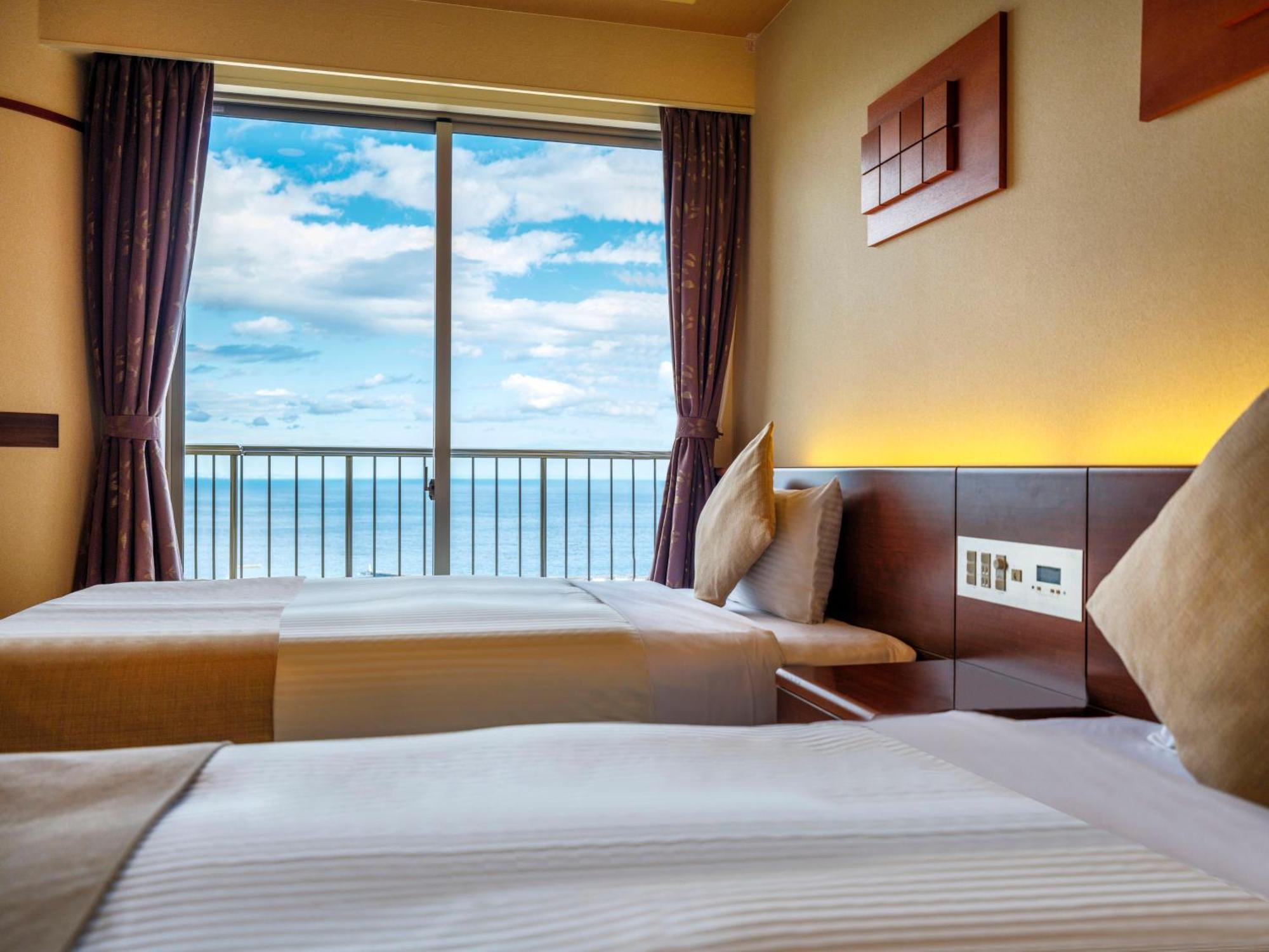 Kamenoi Hotel Atami Атами Екстериор снимка